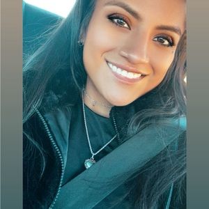 Meet your Posher, Renessa